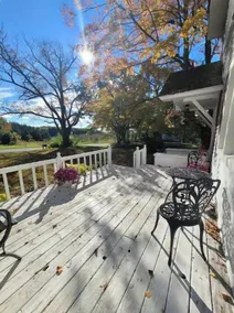 Charming Farmhouse in the Orchards near Lake Mich! - Image 4