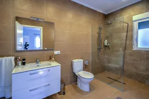 Villa Llesna in Javea, für 10 Personen, mit Klimaanlage, Pool und Wifi - Image 3