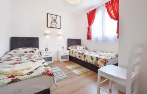 Amazing home in Blato na Cetini with WiFi - Image 4