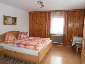 Dobbeltværelse med bruser, toilet - Ferienhof Schmalzbichl - Image 4