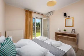 Olive tree Villa 1 - Image 4