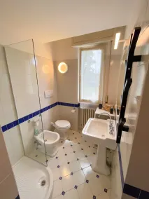 Tirrenia • 250m from the Beach • House with Terrace and Garden - Image 3