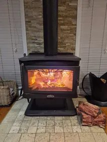 Bung Bong Hill Cottage - Spa, Views & Woodfire - Image 2