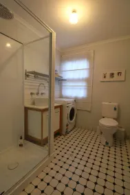 Amazing Waterfront and National Park views - 12pm check out, f’wood, no internet - Image 3