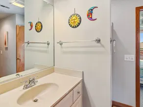 5525 Westwind * Waterfront - Image 3