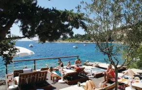 2 Bedroom Awesome Apartment In Ivan Dolac - Image 5