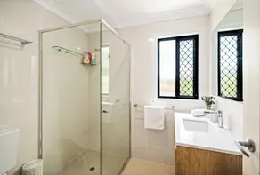 Smart Suites Self Check-in Apartments - Sunnybank Station - Image 2