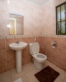 Cozy and warm 3-Bed bungalow in Athi River - Image 2