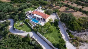 Piscine chauffée + hydro-massage ★ Vue mer ★ Près de Falasarna - Image 5