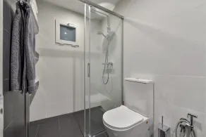 Unique Apartment - Image 3