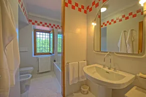 Schönes alleinstehendes Ferienhaus mit  W-LAN, Klimaanlage, privatem Pool, Innenhof, bei Arezzo - Image 2