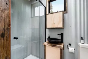 Getawayz NSW - 'Banksia' Designer Tiny Home w/ stunning dam views - Image 3