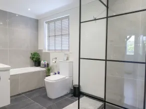 CLOSEFIELD, romantic, with a garden in Ivinghoe - Image 3