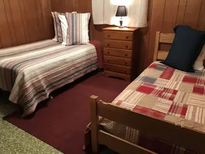 Lake Cabin - Image 5