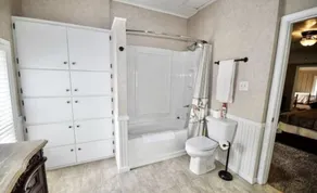 Magnolia Suite- 2 Bedrooms, Ensuite Bath - Image 4