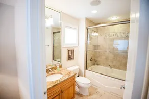 24 Schlafplätze! Luxushaus mit 9 Schlafzimmern, 8 Vollbädern, Pool, Aufzug und Dachterrasse - Image 3