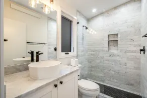 Brand New Cottage with Free WiFi & Full Kitchen - Image 2