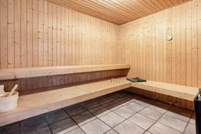 Holiday home for 22 guests - Image 2