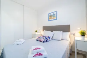 1-bedroom Apartment in Empuriabrava - Image 5