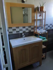 Haus für 4 bis 6 Personen, eingezäunten Garten - Image 3