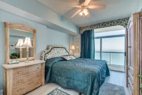 Wunderschön eingerichtetes Penthouse mit 3 Schlafzimmern und 2 Bädern - Image 5