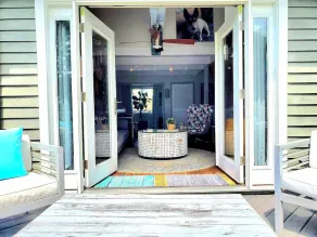 Stonington Borough  2 bed, 2 bath, Sleeps 6, close to beach, Fire place, pets - Image 4