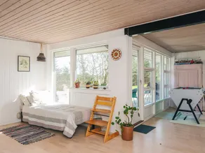 Four-Bedroom Holiday Home In Tarm - Image 5