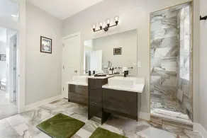 ★ HostWise Stays ★ Family Friendly, Great Area, Artist Abode! - Image 3