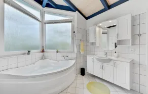 Pet friendly home in Tarm with sauna - Image 3