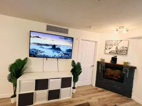 2 BDRM A/C Condo w/Ensuite Laundry + Free Parking - Image 2