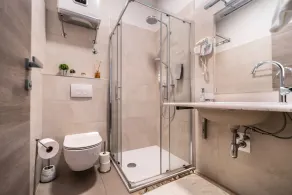 Tifani Luxury Rooms 3 - Image 4