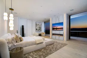 Beverly Hills Dream View Estate - Image 2