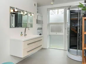 Gorgeous Holiday Home in Ebeltoft with Hot Tub - Image 4