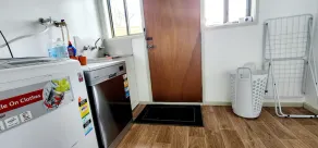 Port of Sale, town centre 5KM drive - Image 2