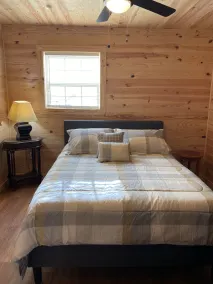 Quiet fishing cottage with lake view. 2 BR/2BA<br> “come catch some memories” - Image 5