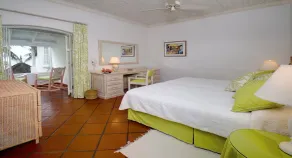 Beach Villa Located On A Small Beachfront Development - Cook Included - Image 3