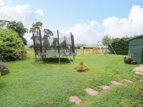 9 Old Orchard - Image 3