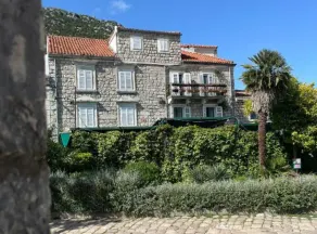 Ston Heritage Apartment with City view - Image 5