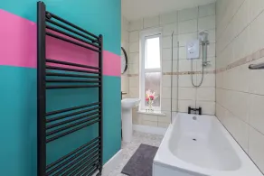 ★Heart of the City★Totally Upgraded ✔ Sleeps 10 - Image 4