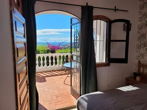 'Appartement de lujo Nerja' avec vue sur mer et montagne, piscine partagée et Wi-Fi. - Image 5