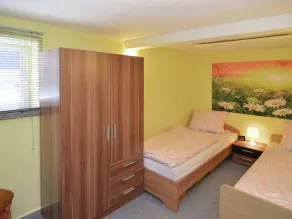 Bright Holiday Home in Schnett - Image 5