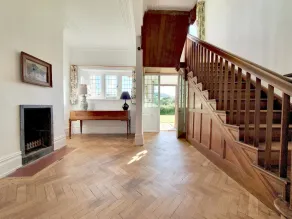 Holiday Home of the Year | Sleeps 20 | Tennis, Gardens | 1m Jurassic Coast Beach - Image 2
