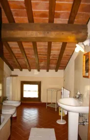 Private Villa with AC, private pool, WIFI, TV, terrace, pets allowed, parking, close to Arezzo - Image 3
