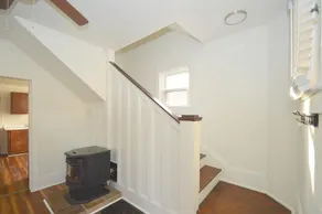 Broadway Cottage - Convenient Location! - Image 3