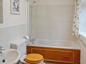 3 bedroom accommodation in Uploders, near Bridport - Image 2