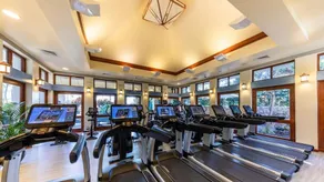 Ko Olina 2BR Ocean-View Villa – Lanai Living, Resort Lagoons & Beach Access - Image 4
