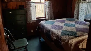 your own private beach Lakefront cozy cottage in a peaceful bay on 5 lake chain. - Image 5