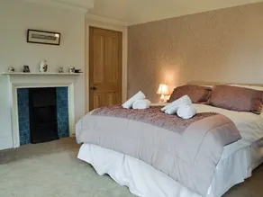 Alojamiento de 7 habitaciones en Wootton Bridge, near Ryde - Image 4