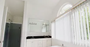 ** Hamptons Oasis ** moderne 4BR für 8, 10 Minuten zu Fuß in die Stadt - Image 4