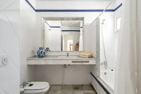 Exclusive villa with garden and pool - Villa con encanto - Image 5